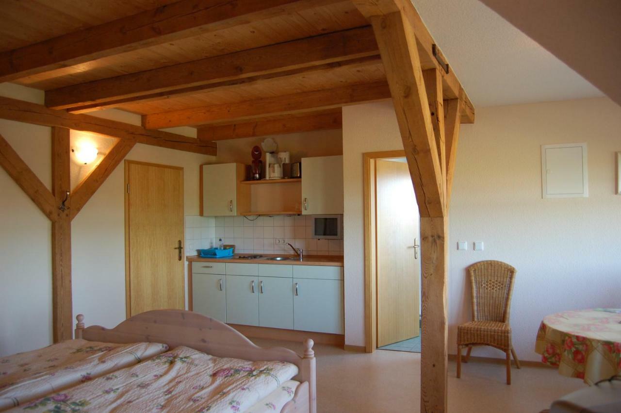 Heu-Ferienhof Altkamp Putbus Buitenkant foto